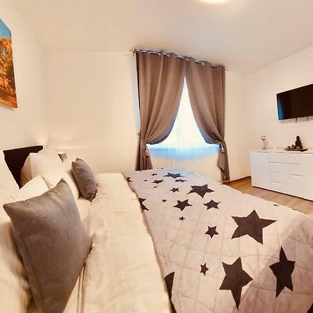 Rîşnov Apartament Comfort Primaverii מראה חיצוני תמונה